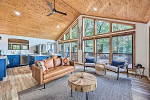 'Foxtail' Cabin Retreat: Steps to Beaver Lake! - Image 3