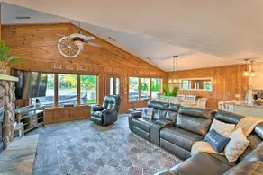 Boat Dock & Backyard: 'Rock River Retreat' - Image 4