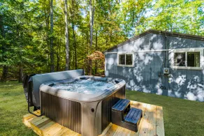 Spacious w Hot Tub, Fire Pit, Deck, Grill and WiFi - Image 3