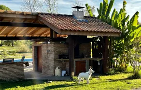 Gite Le Parc de Gouts – Votre grand domaine avec piscine chauffée et étang privé à Aiguillon - Image 4