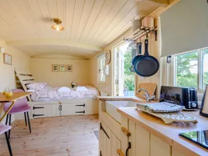 Hot Tub Retreat - Otium Wine Estate - Image 4