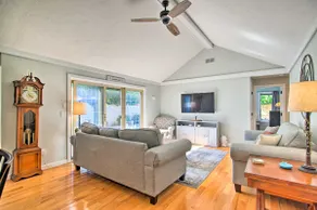 2 Mi to Beach: Retreat w/ Pool & Grill in Mashpee! - Image 4