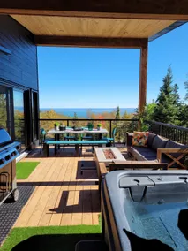 Le Sélect | Private Hot Tub • Pet-Friendly - Image 2