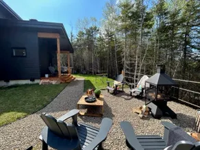 Le Sélect | Private Hot Tub • Pet-Friendly - Image 4