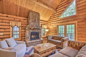 Splendid Family Cabin w/ Hot Tub & Grill! - Image 3