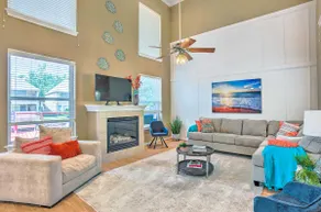 Beautiful Montgomery Home w/ Lakefront Deck! - Image 3
