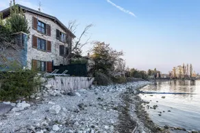 The ancient Lugana front lake - Image 2