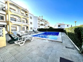 Quarteira Classic 1 With Pool by Homing - Image 4
