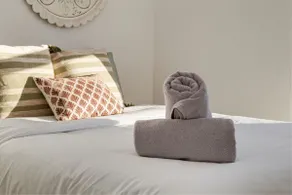 The \"Zen Den\" 3 bedroom in YYC - Image 5