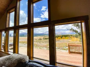 Epic Views, Huge Windows, Hot Tub, Family Friendly - Burro Trail Vista - Image 5