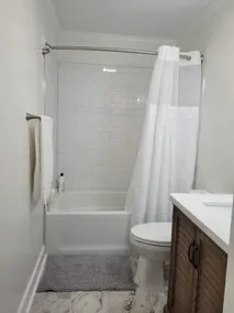 Renovated 2 Bed Walltown Home Walk to Duke! A - Image 5