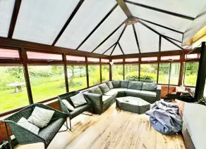 Arniss Farmhouse - Image 4