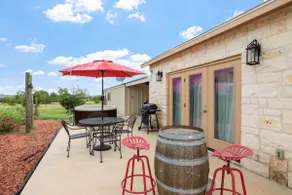 Pecan Farm Garden Haus 2 Bedroom Cottage by RedAwning - Image 4
