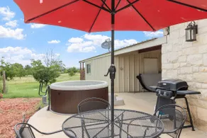 Pecan Farm Garden Haus 2 Bedroom Cottage by RedAwning - Image 5
