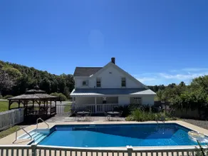 Peterson Place - Large updated farmhouse, pool, fire pit, close to Oneonta - Image 4