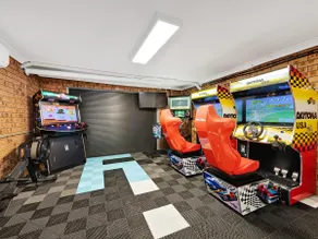 SKYES BEACH HOUSE | spas | sauna | arcade machines - Image 2
