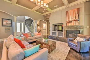 Upscale Family Home w/ Dock on Lake Hartwell! - Image 4