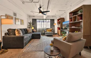 Sunshine & Silos, Luxury Condo in Downtown Waco - Image 3