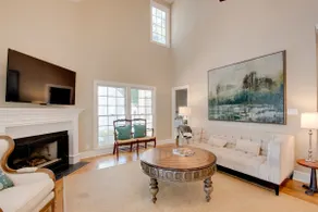 Stunning Lake Oconee Retreat w/ Pool Access! - Image 4