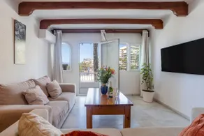 Appartement confortable au Yacht Club avec vue sur mer, Wi-Fi et climatisation - Image 5