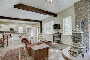 James Mulvey Carriage House Inn - Image 5