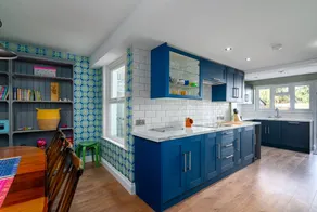 Moonbeam Cottage - Cosy London Cottage - Image 5