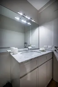 YiD Penthouse on Florence River with parking - Image 3