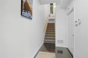 The Forest Gallery | 3BR Near Airport & Downtown - Image 5