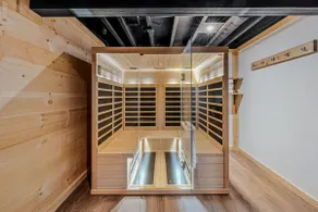Fairbanks Haven House with Hot Tub & Infrared Sauna - Image 4