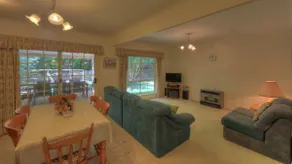 4 Bedroom House - 2 night - Image 2