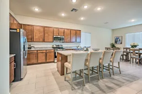 Easy Stadium Access! Modern Glendale Getaway - Image 2