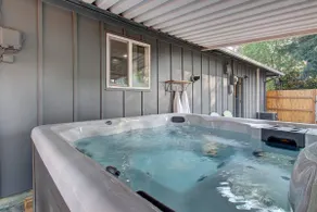 Loaded-Hot Tub,Sauna,Gym,Pet Friendly! - Image 2