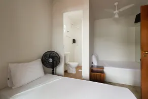 Unique Suite with Jacuzzi and Lagoon View - Image 4