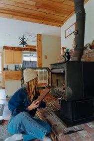 Millie's charming pet friendly cabin w/ wifi, fenced yard by hikes & Stevens Pass - Image 4