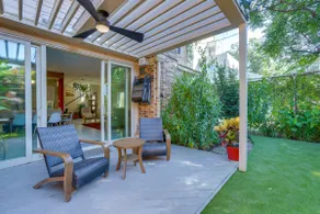 Remote-Work Friendly Houston Home w/ Garden! - Image 3