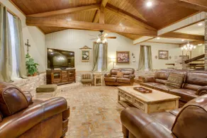 Dularge Grand Villa - Steps to Marina + Fishing! - Image 5