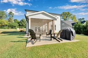Immaculate & Cozy 4-BR Modern Farmhouse Retreat! - Image 5