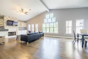 Gated 4BR Home Near NRG Med. Center - Image 5