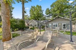 2 Lakefront Cottages with Docks, Bikes, BBQ - Image 5
