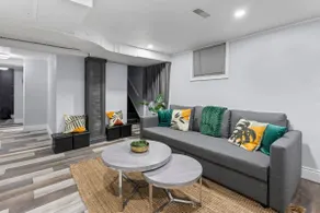 Quaint Clean 2BR | DT Windsor | Lndry & Prkng Inc - Image 5