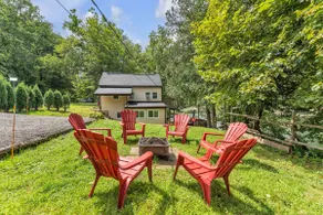 Black Rapids Retreat | Waterfront Cozy Cottage - Image 4