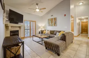 Bear Hollow Condo-sovplatser 9-3BD / 2BA - Image 2