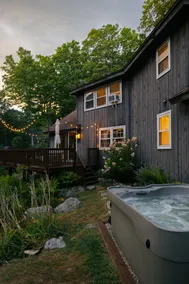 Forest Mountain Escape- Beautiful Mountaintop Escape in Mendon, VT, 20 min to Killington 14 to Pico, home - Image 2