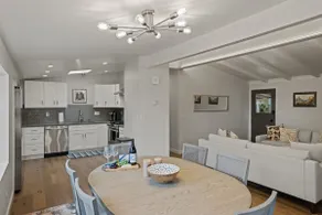 SeaClusion: Remodeled 3 Bedroom 2 Bath Nestled is a Quiet Pacific Grove Neighbor - Image 4