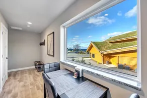 Luxury Loft Retreat- Walkable Downtown Vibes! - Image 5