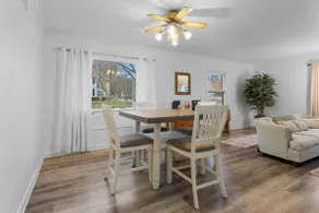 Astor Park style 2 BR - Backyard to Hospitals! - Image 3