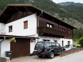 Apartment in Pettneu near St Anton Ski Slopes - Image 3