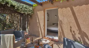 Minivilla avec jardin kiwi pour 2 a 4 personnes, grand jardin privatif... - Image 4