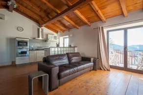 Very nice Celu apartment, village atmosphere and - Image 2