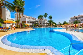 Sea sand and sun by Olax Rentals - Image 3